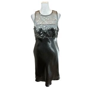 Ladies Y2K Vintage Michealangelo brand‎ Silver Dress With Leaf Detail Size 10